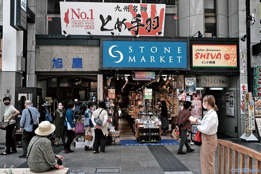当地时间2022年5月18日，日本熊本市街景。日本总务省5月20日公布的数据显示，日本4月核心消费价格指数（CPI）同比上升2.1%，升幅为约7年来最大。  视觉中国图